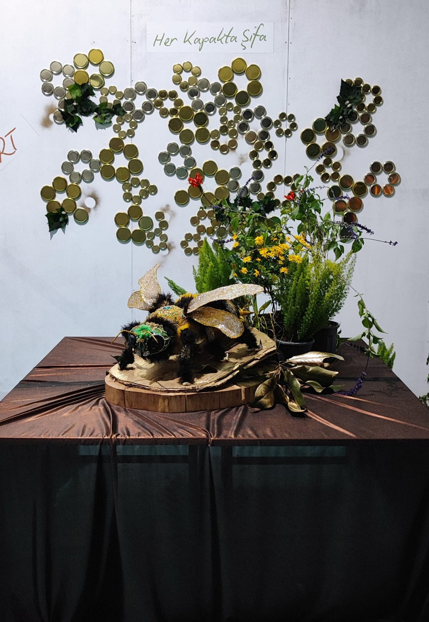 Rize’den dünyaya “Paha Biçilemez Mavi”! Sanatla buluşan doğa ve sürdürülebilirlik - Resim : 4