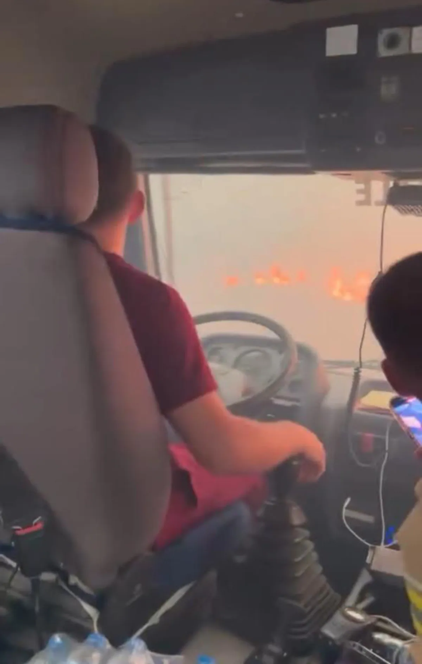 Çanakkale'de alevlerin arasında kalan ekiplerin o anları ortaya çıktı