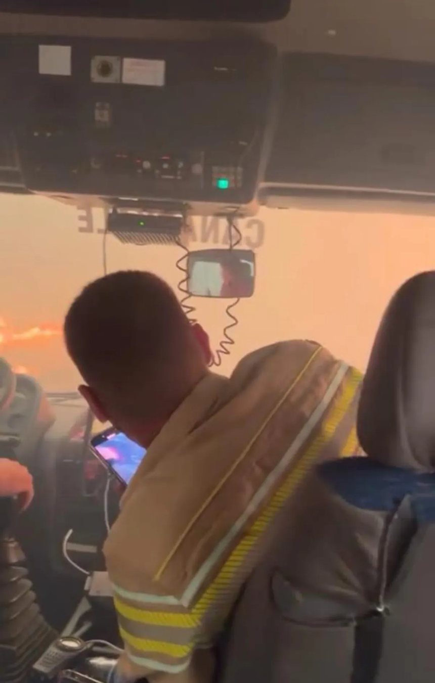 Çanakkale'de alevlerin arasında kalan ekiplerin o anları ortaya çıktı - Resim : 2