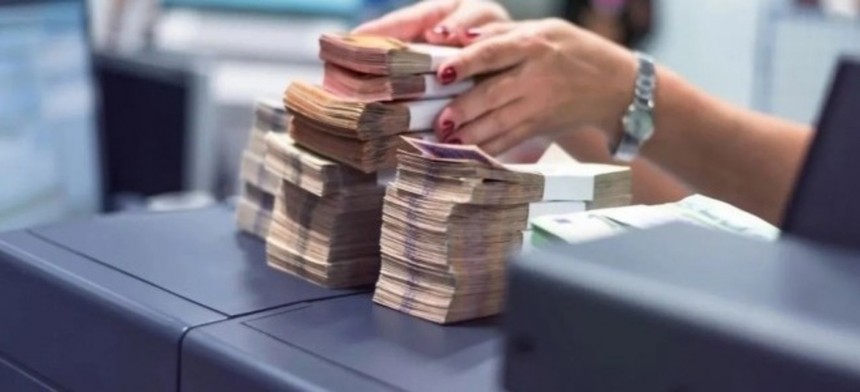 Hazine’den ekonomiye dev destek! 931 milyar liralık kredi kefaleti ile işletmeler güçleniyor