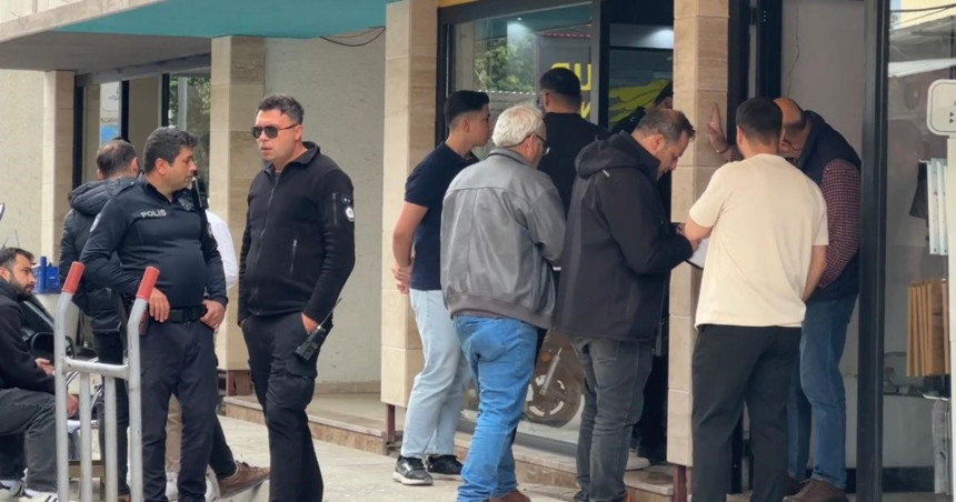 İskenderun’da şok eden saldırı! Berber dükkanına selam verip kurşun yağdırdı - Resim : 2