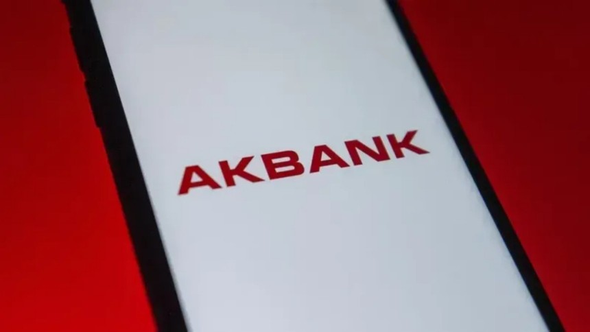 Akbank mağdurları için önemli gelişme! Mahkeme emsal niteliğinde karar verdi: Dolandırılan kişi bankaya ödeme yapmak zorunda değil