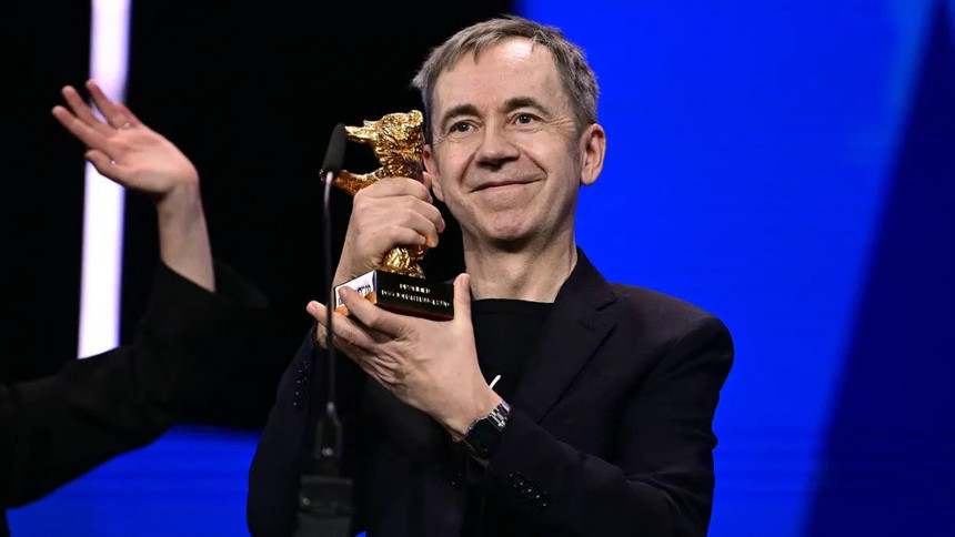 Berlin Film Festivali'nde (Berlinale) Altın Ayı ödülü Drommer filminin oldu