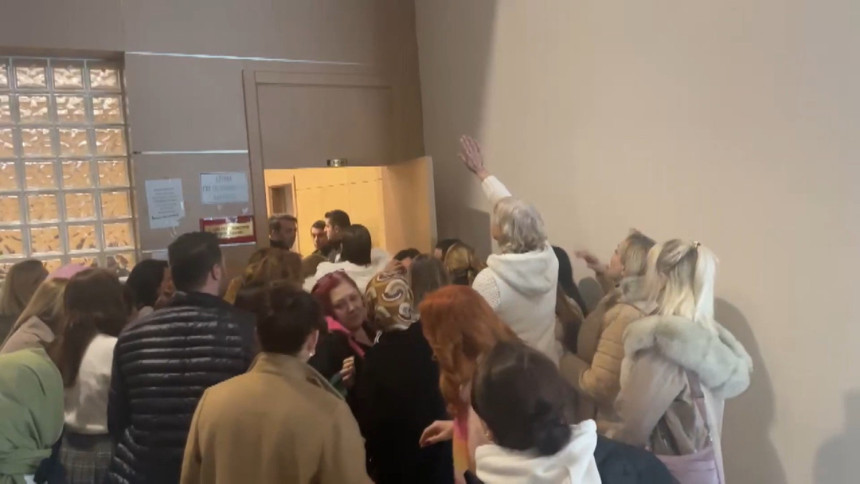 Adnan Oktar davasında karar; 3 suçtan da beraat etti