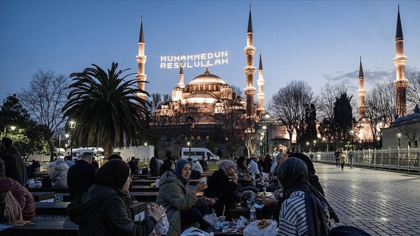 Tarihin ve maneviyatın buluştuğu yer: Sultanahmet'te Ramazan'da ne yapılır? - Resim : 3