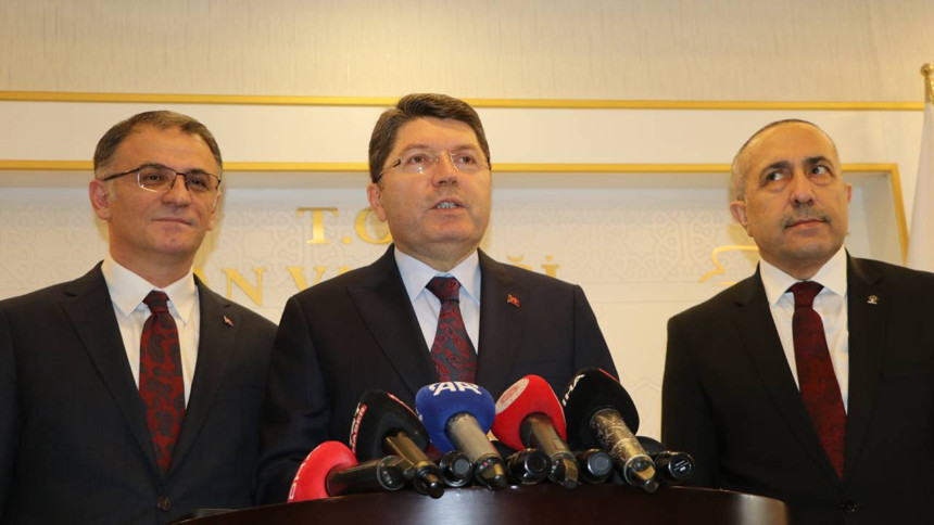 Adalet Bakanı Yılmaz Tunç'tan yeni Rojin Kabaiş açıklaması; Son değerlendirmeler yapılıyor