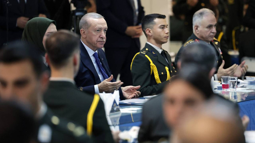 Cumhurbaşkanı Erdoğan'dan kalıcı barış ve terörsüz Türkiye mesajı: Derdimiz kardeşliktir - Resim : 2