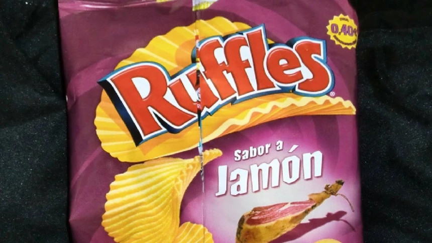 Ünlü cips markasında şok: Alerjen uyarısı olmayan cipsler hayati tehlike nedeniyle toplatılıyor!