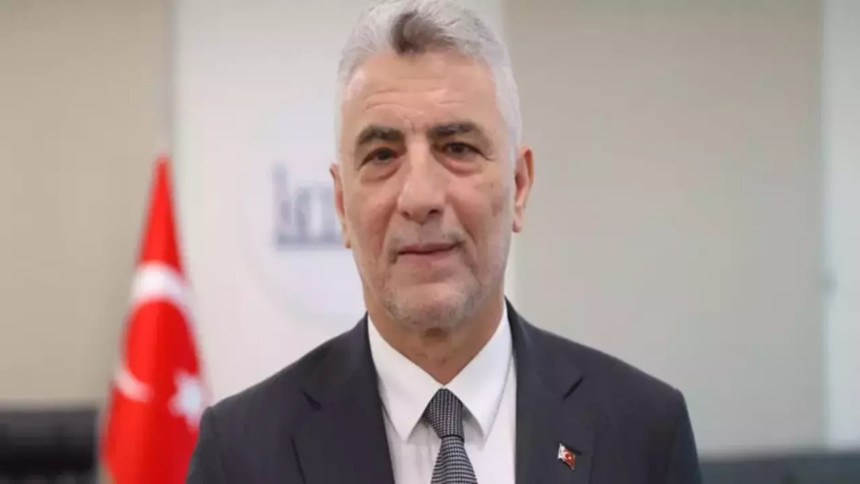 Bakan Bolat: Ortalık toz duman, önce yumruk yememek gerek