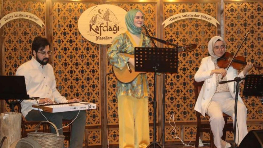 Kahramanmaraş’ta masallar dünyası: Uluslararası Dünya Anlatıcılar Şöleni başladı
