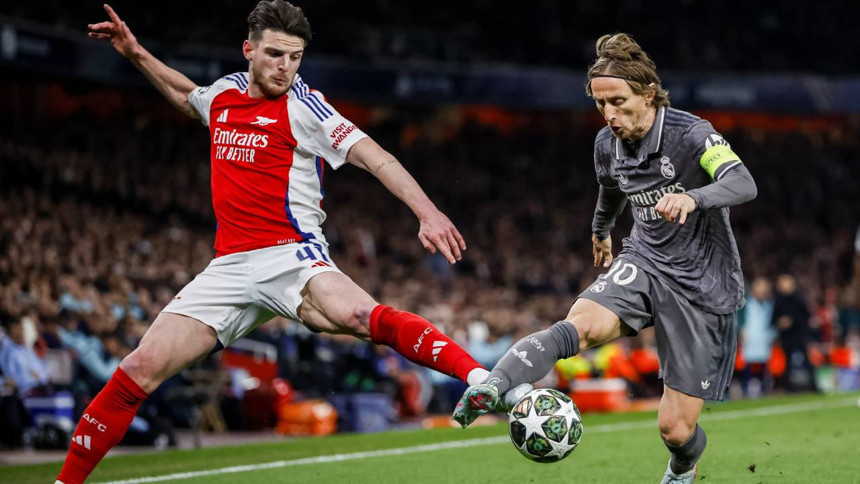 Declan Rice Real Madrid'i topa tuttu, Arsenal yarı final kapısını araladı - Resim : 2