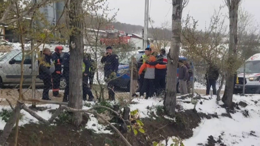 Sakarya'da tavuk çiftliğinde yangın faciası: 1’i kız, 1’i erkek 2 çocuk hayatını kaybetti - Resim : 4