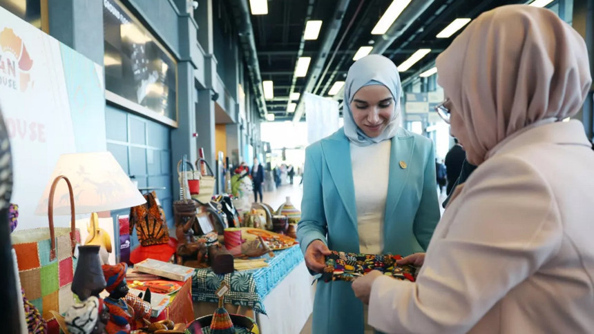 Emine Erdoğan, Suriye Cumhurbaşkanı'nın Eşi Latife El Durubi Ankara'da buluştu...