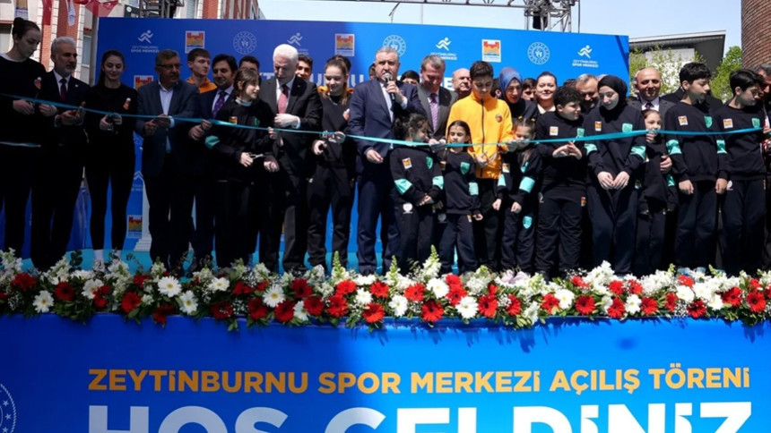 Zeytinburnu’na modern spor merkezi! Bakan Bak’tan yeni tesis müjdesi