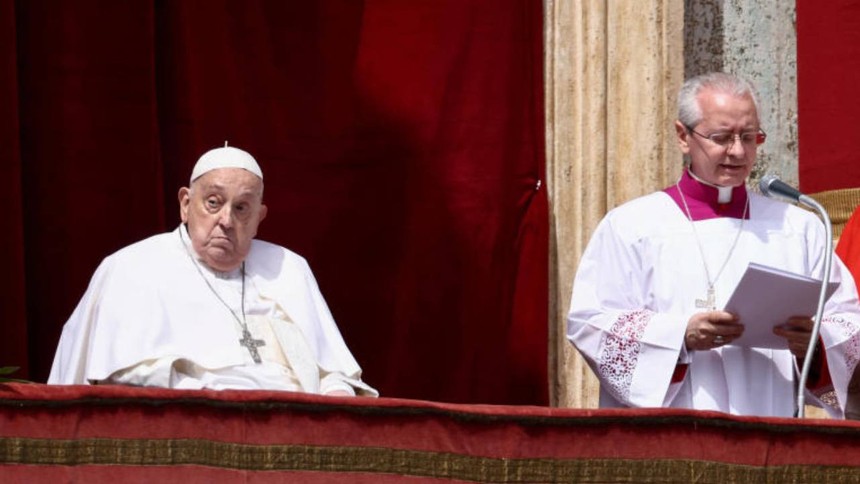 Papa Francis'ten Vatikan'daki Paskalya Yortusu ayininde Gazze için barış çağrısı