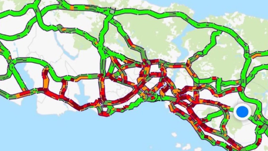 Deprem sonrası İstanbul'da panik: Megakentte trafik kilitlendi! Şehir terk mi ediliyor? - Resim : 2