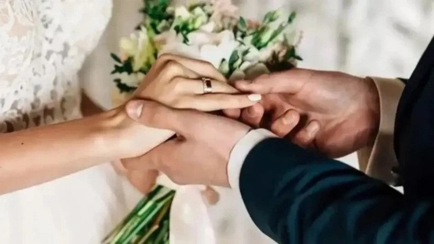 Yeni evlenecek çiftlere müjde! 20 marka %35’e varan indirimle destek oluyor