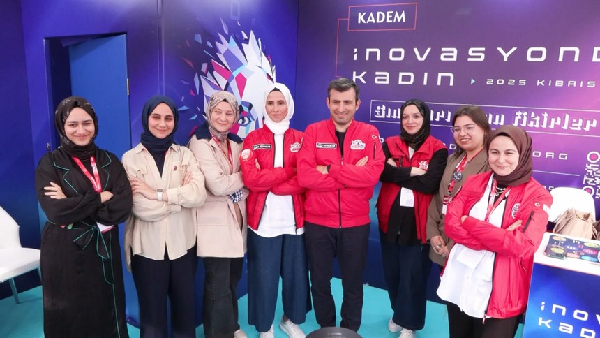 Selçuk Bayraktar: Türkiye savunma sanayisinde yurt dışı bağımlılığını yüzde 20’lere düşürdü, Avrupa hala 80'lerde - Resim : 2