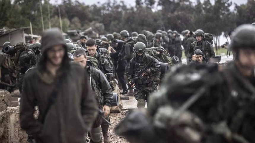 İsrail'de 'asker kaçakları' krizi büyüyor: Yüzlerce kişi yurt dışına kaçarken yakalandı