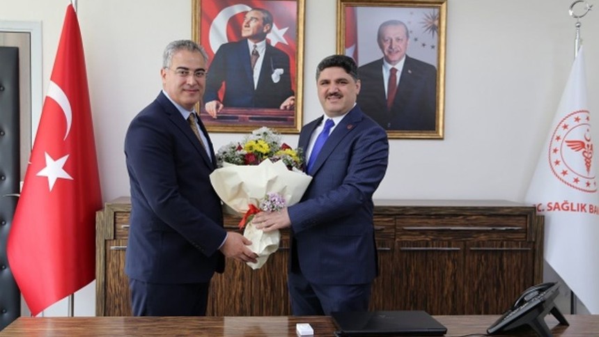 Dr. Emre Asiltürk kimdir? Yeni Diyarbakır İl Sağlık Müdürü Nereli?