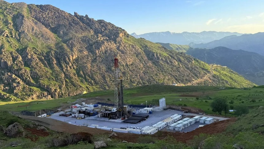 Şırnak'ta petrol heyecanı yayılıyor! Gabar'dan sonra Beytüşşebap'ta da arama çalışmaları başladı