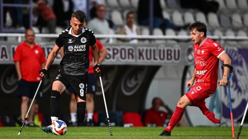 Alves Kablo zoru başardı, Şampiyonlar Ligi'nde mutlu sona ulaştı! (Alves Kablo 6 - 1 Wisla Krakow | Finalin sonucu)