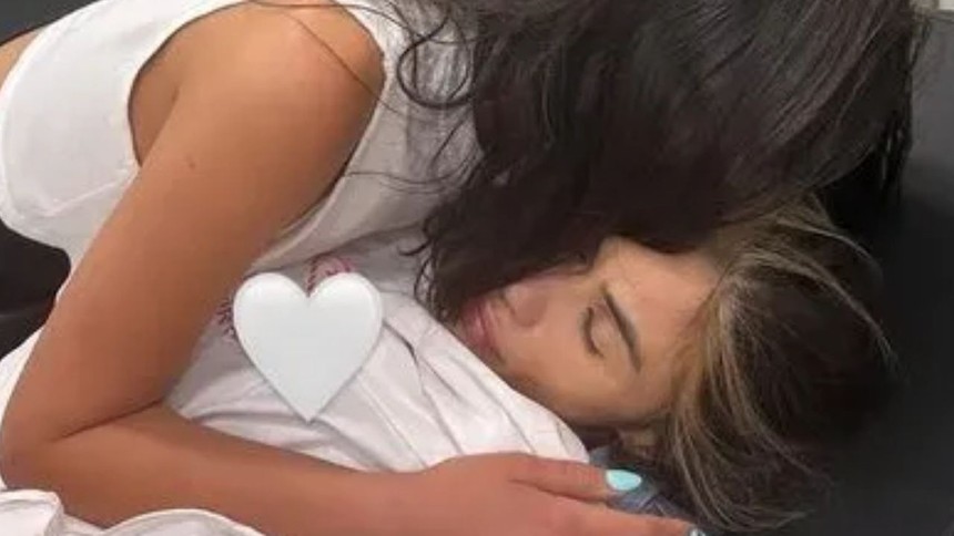 Nihal Candan Kimdir, Kaç Yaşında, Eşi Kim? Hastalığı Ne, Kaç Kiloya Düştü? Anoreksiya ile Zor Günler! - Resim : 2