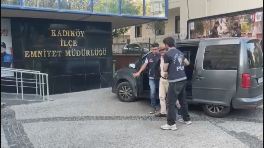 Güney Koreli fenomeni Kadıköy'de taciz etmişti, yaşlı adam tutuklandı! İfadesi pes dedirtti... - Resim : 2