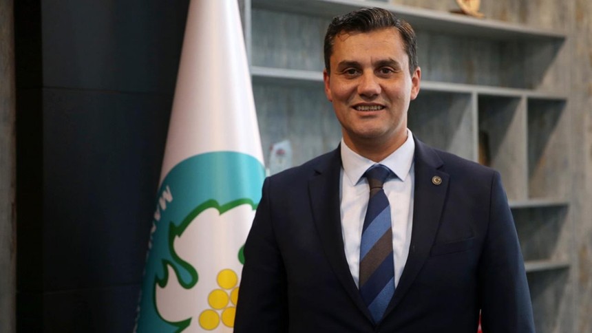 Elektirik akımına kapılmıştı! Manisa Büyükşehir Belediye Başkanı Ferdi Zeyrek hayatını kaybetti