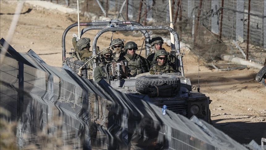 İsrail'den alçak propaganda: Gazze'de Kur'an ayeti yazılı broşür dağıttılar! - Resim : 3