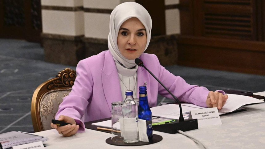 Yaşlı aylığı ve engelli aylıkları hesaplara yatmaya başladı... Bakan Göktaş'tan açıklama