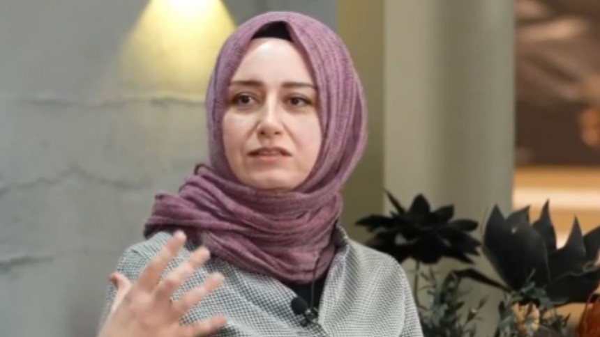 Hale Kaplan kimdir? Ne iş yapıyor? Hilal Kaplan ile Hale Kaplan akraba mı?