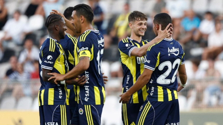 Fenerbahçe, Portimonense'yi Szymanski'nin Golleriyle 2-1 Mağlup Etti