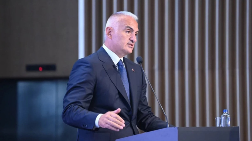 Turizmde rekor kırıldı! 2025'in ilk 6 ayında 25,8 milyar dolar gelir