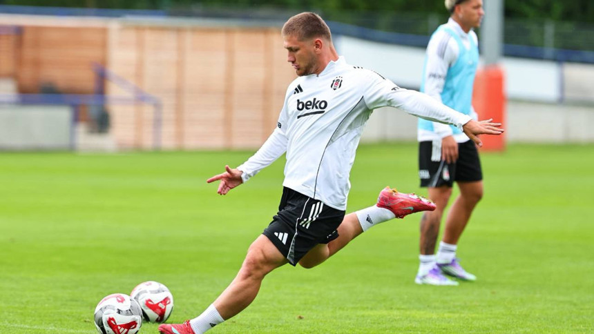 Beşiktaş'ta Shakhtar maçı öncesi bir ayrılık daha! Semih Kılıçsoy'dan dev gelir... - Resim : 2