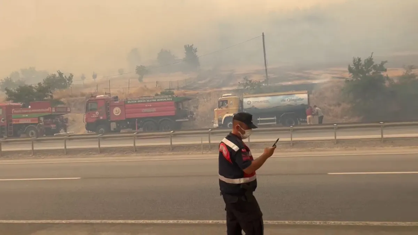 Bursa'da ormanlık alanda yangın çıktı! Alevler bir anda yükseldi! - Resim : 7