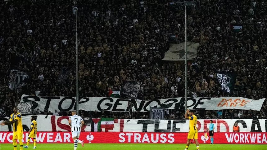 Yunan takımı, Maccabi Tel Aviv maçında Gazze'yi unutmadı!  "Soykırımı durdur"