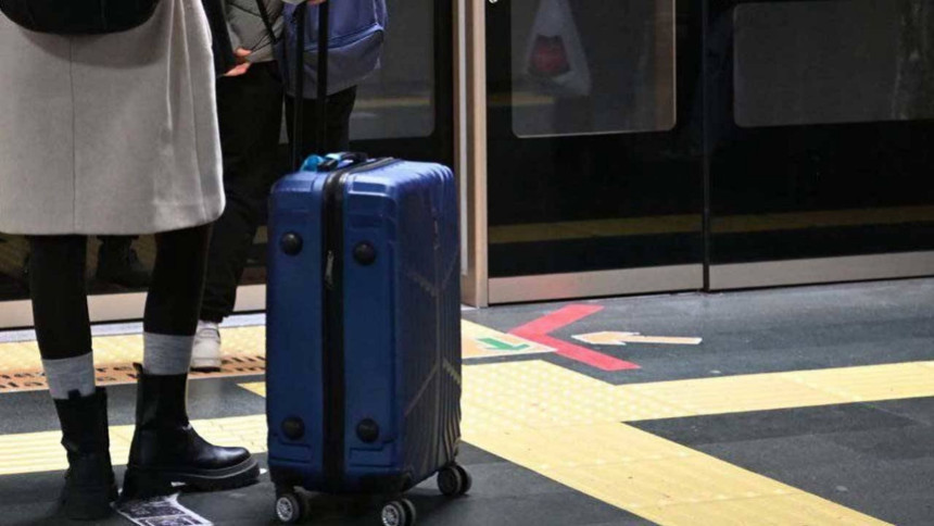 İBB'ye ait metrolarda skandal karar! Büyük valizlere yasak, fazla bagaja ek ücret geliyor