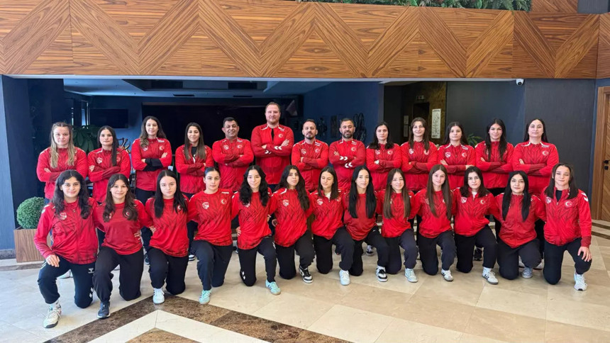 Güreşte tarihi başarı: Tek turnuvada tam 43 madalya topladık - Resim : 2