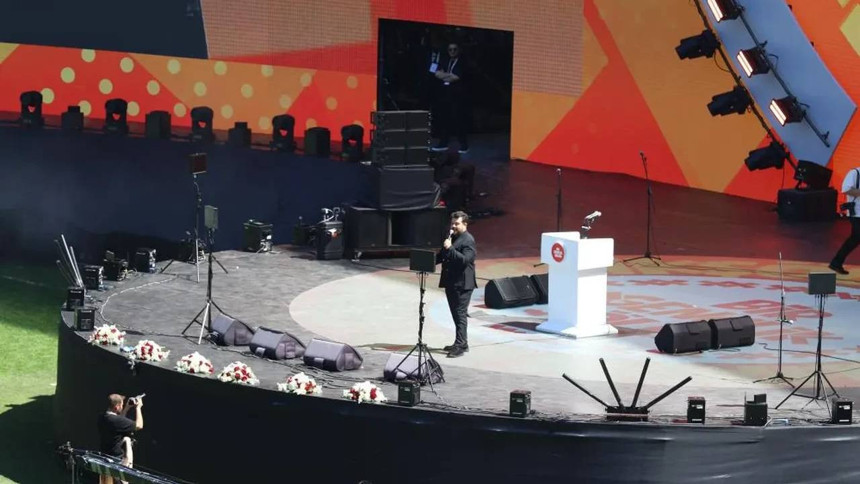 Cumhurbaşkanı Erdoğan'a özel ilgi! Kocaeli'de binlerce genç Türkiye'de ilki gerçekleştirdi: Görsel şov etkinliğe damga vurdu - Resim : 2