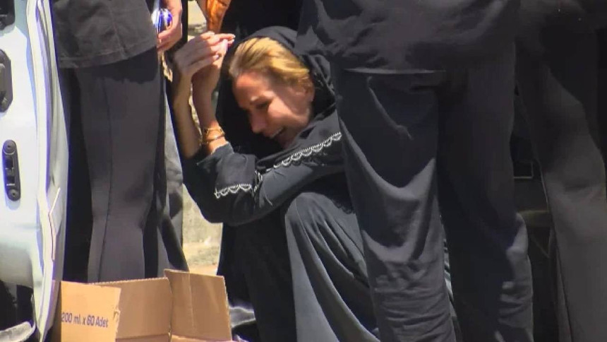 Annesi cenazede feryat etti: Onun yüzünden oldu, Allah belasını versin - Resim : 3