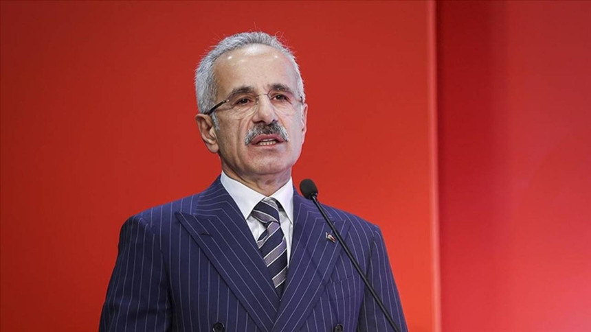 Milyonların beklediği haber geldi! Bakan Uraloğlu canlı yayında açıkladı: Yeniden erişime açılıyor