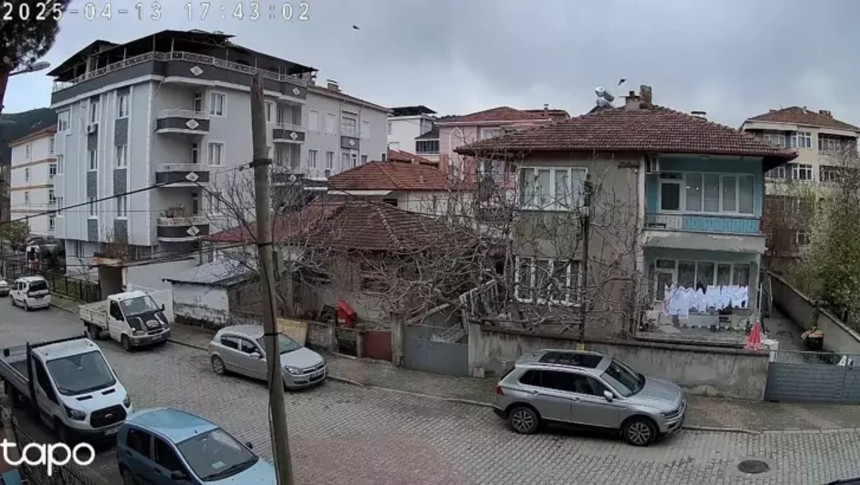 Amasya depreminde anahtar krizi çözüldü! Panikle anahtarını evde unutan vatandaş belediyeden 300 TL istedi