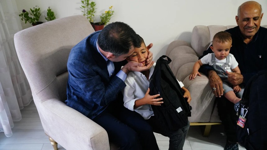Deprem bölgesinde konutlar yükseliyor: Herkesin yüzü gülecek! - Resim : 5