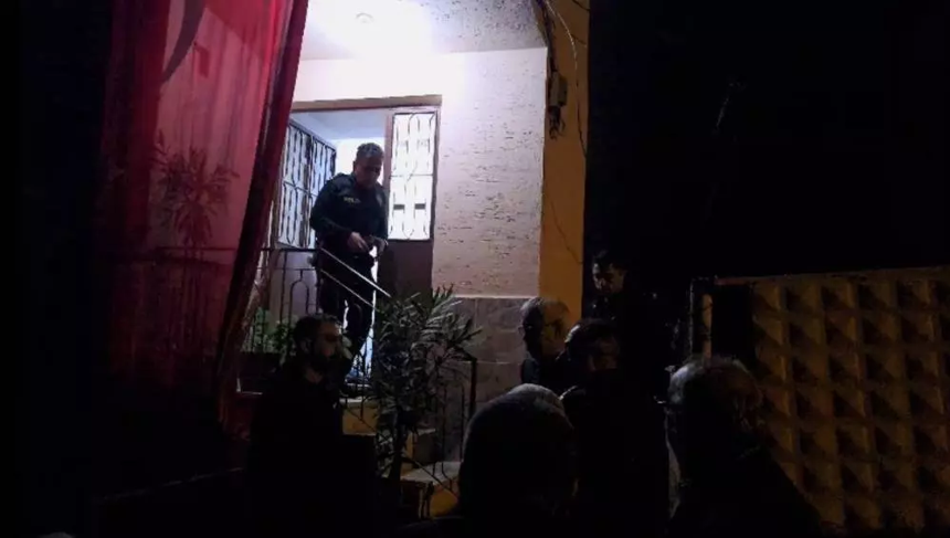 Türkiye şehitlerine ağlıyor! Uçak kazasındaki şehitlerin şehadet haberleri ailelerine ulaştırıldı - Resim : 3