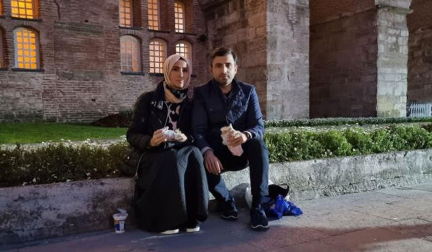 Next Sosyal’de aşkın kodu yazıldı... Selçuk Bayraktar, Next Sosyal'e katılan eşi Sümeyye Erdoğan'ı romantik sözlerle karşıladı - Resim : 2