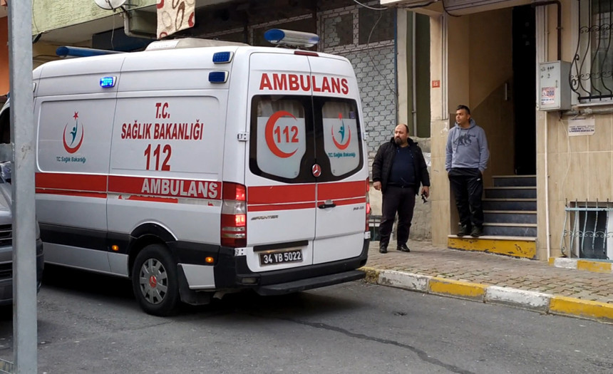 Kendisiyle sürekli kavga eden kocasını bıçakladı