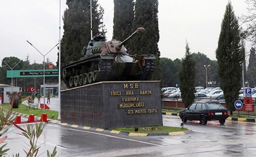 Suriye Başkanı Şara Tank Palet fabrikasını ziyaret etti