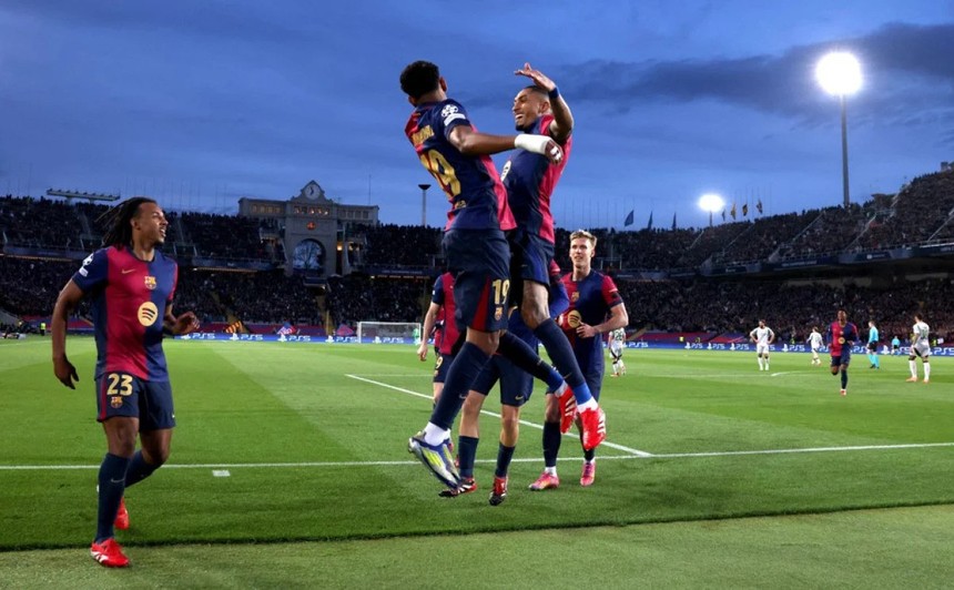 UEFA Şampiyonlar Ligi'nde çeyrek finale yükselen ilk 4 takım belli oldu - Resim : 4