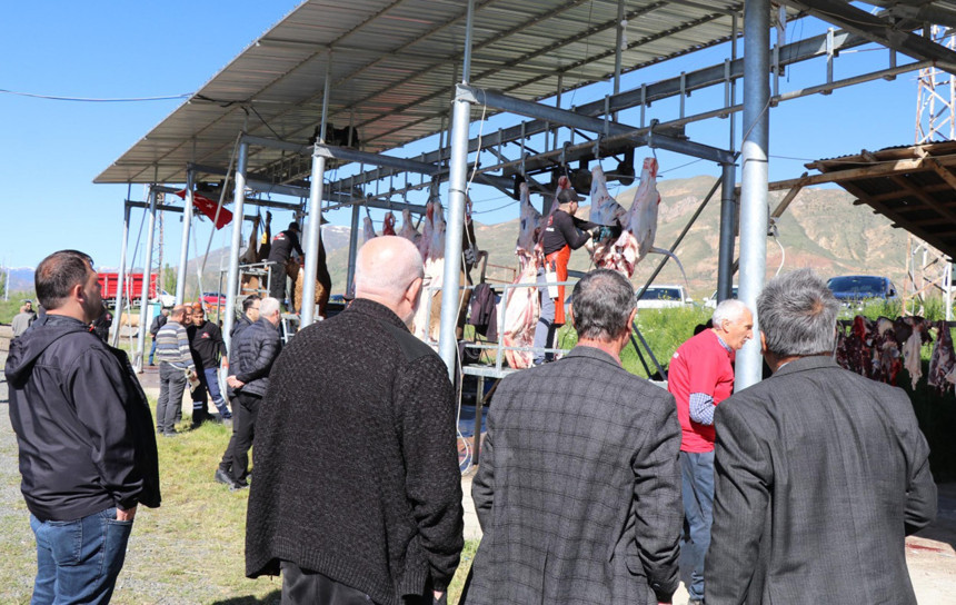 Erzurum'da yürek burkan olay! Kurban kesim sırasında kalp krizi geçirdi hayatını kaybetti